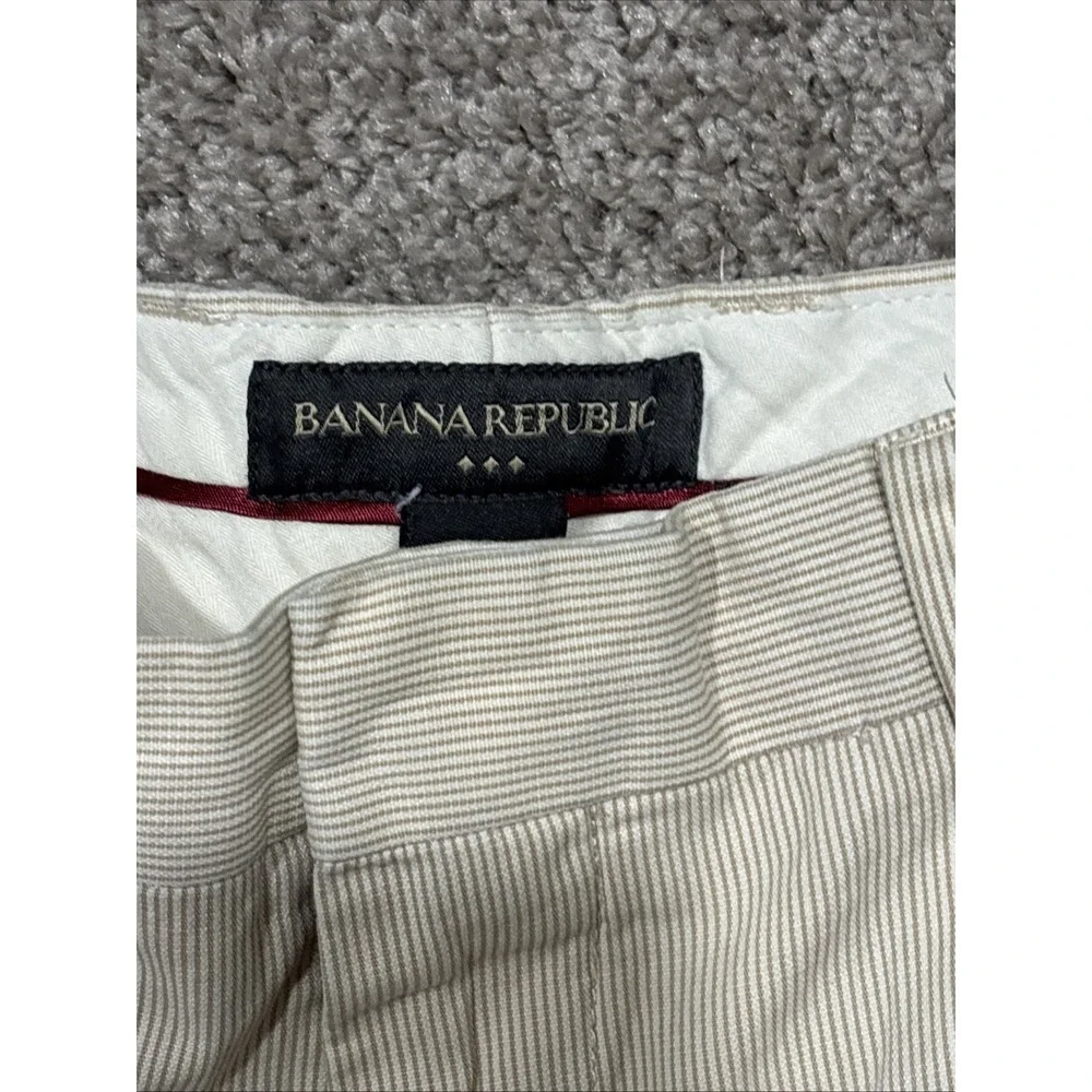 Banana Republic Men's Beige Khaki Size 32X30